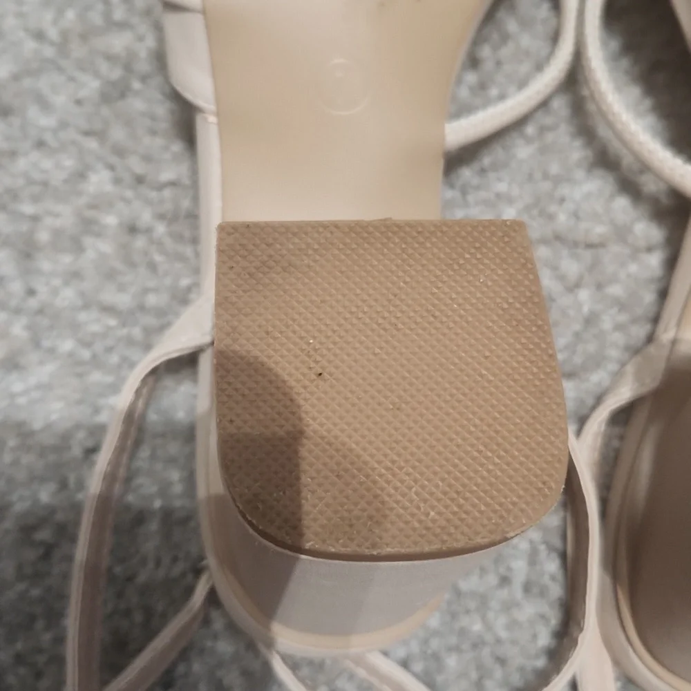 Journee Collection‎ Shillo Dress Sandal Size 7